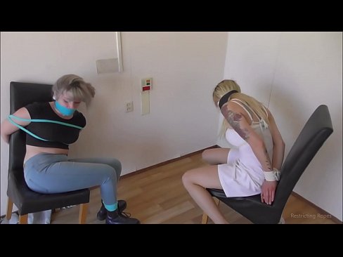 ❤️ Пристрастен / с вързани ръце и уста / девойка в беда ☑ Ебане видео в bg.hdpornpics.ru ❌